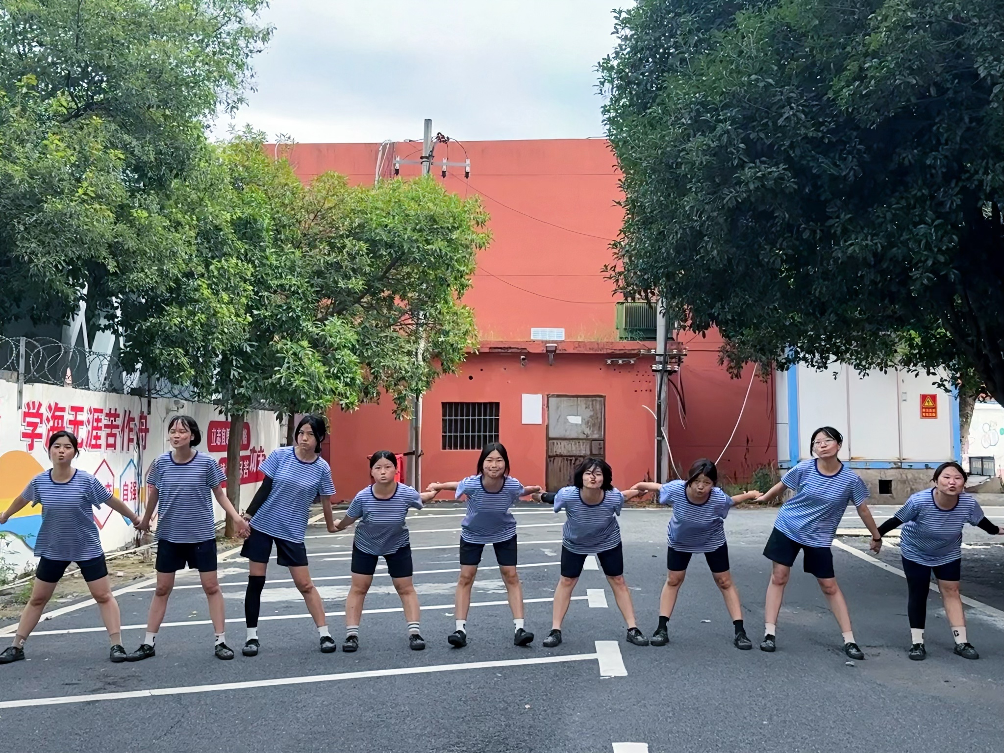 更新江西正规青少年叛逆早恋...
