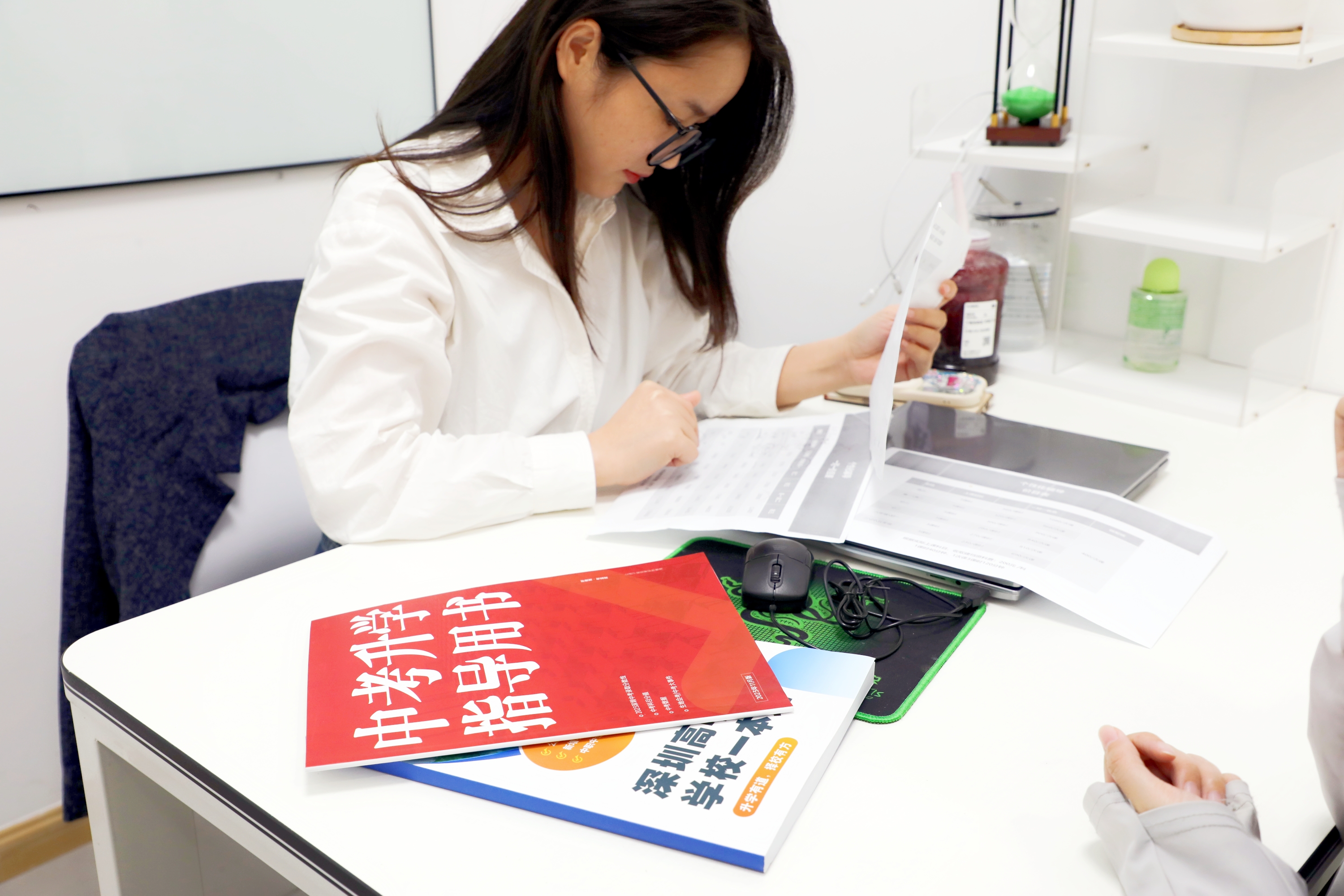 初三冲刺如何逆袭？一对一辅导给出答案！—【初三冲刺一对一辅导：点亮中考梦想的明灯】